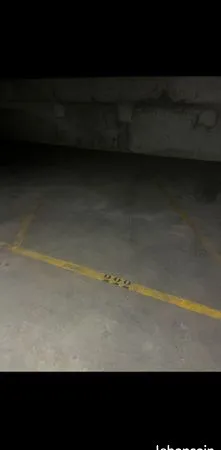 Place de parking stationnement