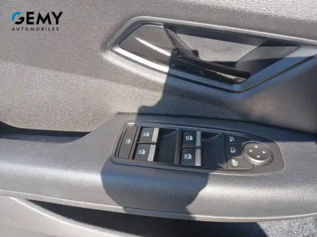 Renault Megane e-tech ev40 130ch standard charge — photo 61