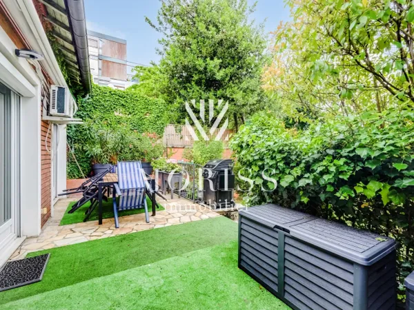 Maison 4 pièces de 150 m2 - Jardin/terrasse de 300 m2