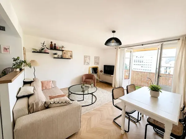 Appartement 4 pièces 90 m²