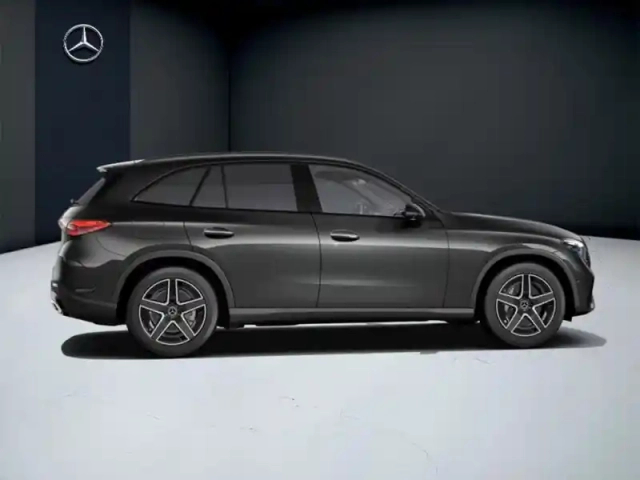Mercedes Glc 220 d 4matic amg line — photo 20