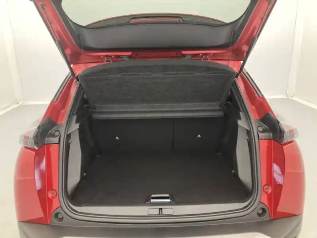 Peugeot 2008 puretech 130 s&amp;s eat8 — photo 12