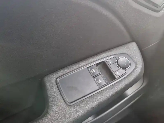 Renault Clio 1.0 tce 90ch evolution - 24 — photo 14