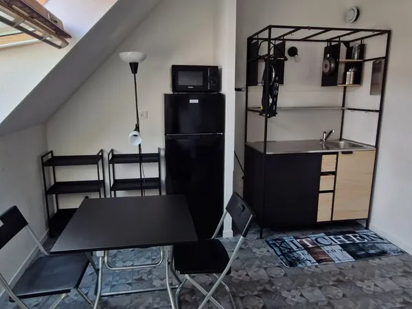 Studio meuble 25 m2