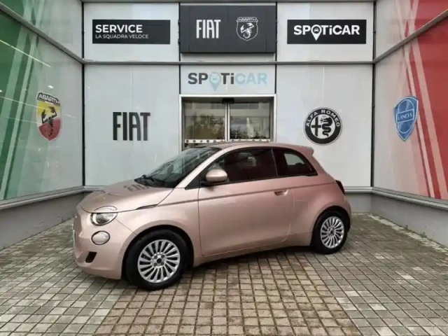 Fiat 500 e 118ch my23 — photo 1