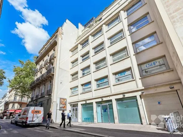 Bureaux 331 m²