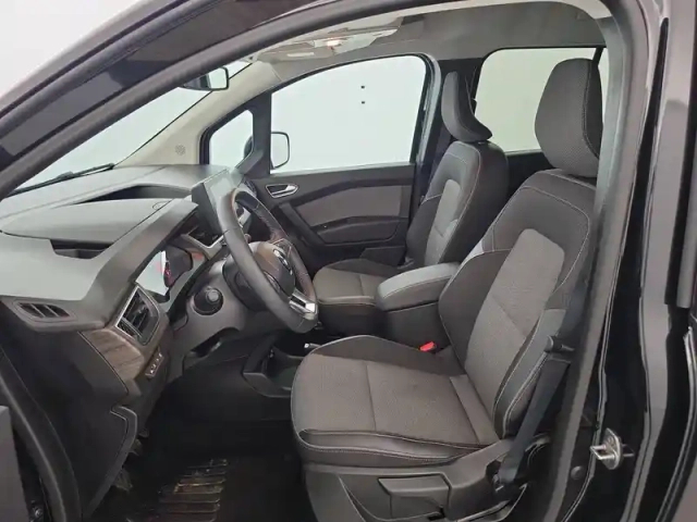 Renault Kangoo blue dci 115 — photo 30