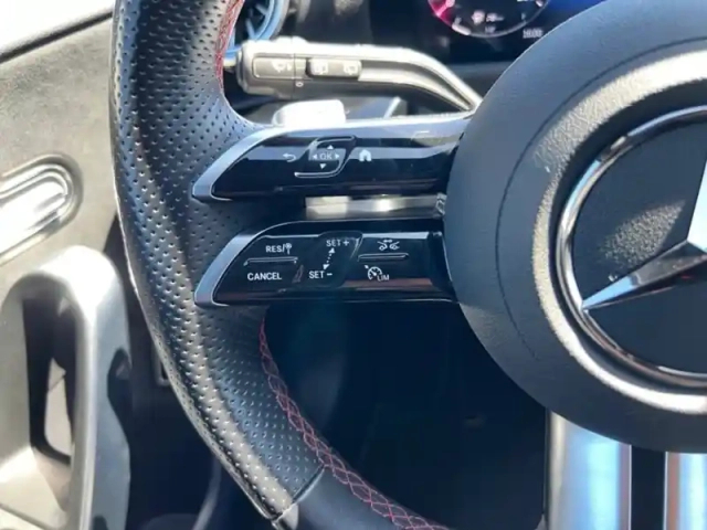Mercedes Classe A 250 e amg line — photo 12