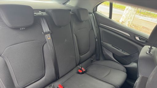 Renault Megane 1.5 Blue dCi 115 - Business – 2021 – 77378 km – Diesel – Boîte Manuelle — photo 42