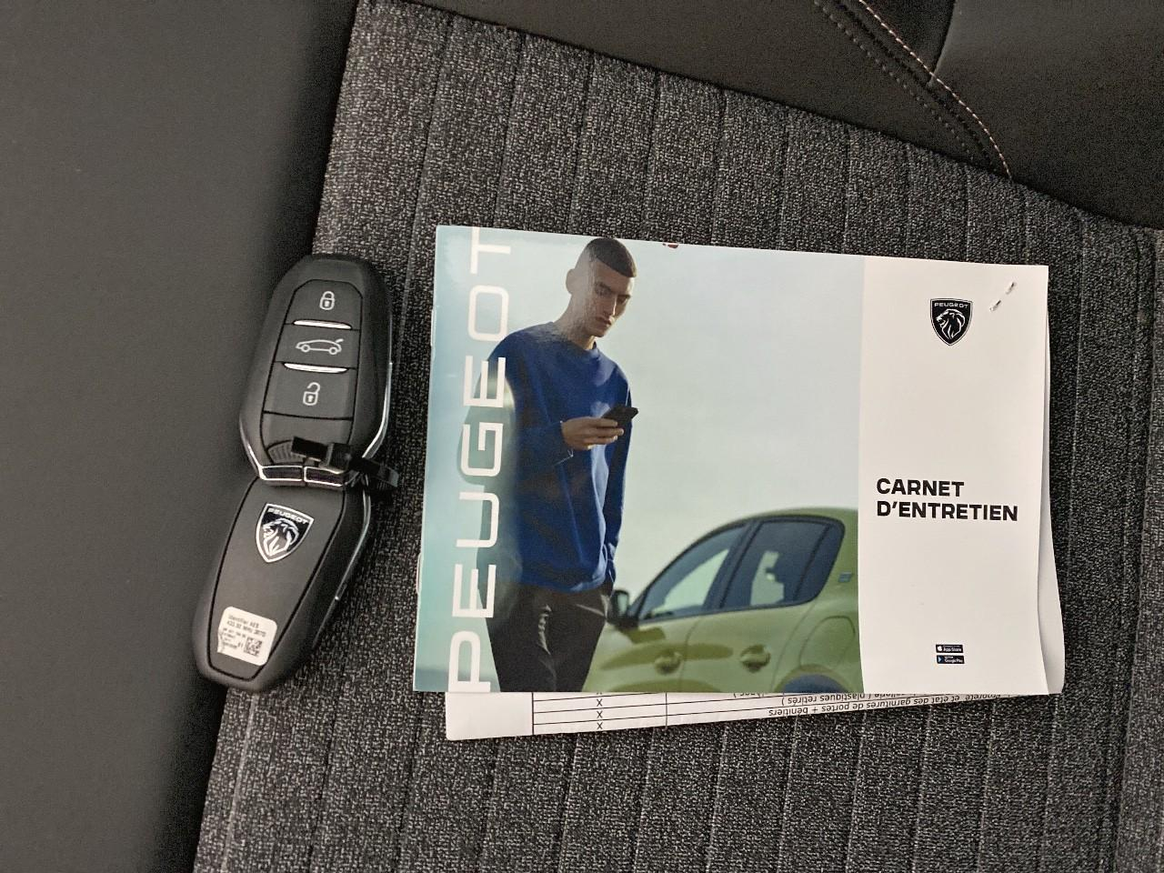 Peugeot 5008 hybrid 145 ch e-dcs6 allure — photo 13