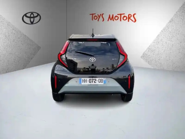 Toyota Aygo hybride 116h graphic crossover graphi — photo 4