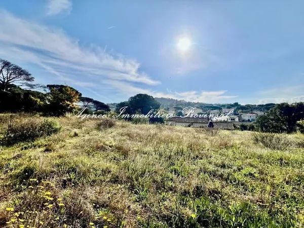 Terrain 1169 m²