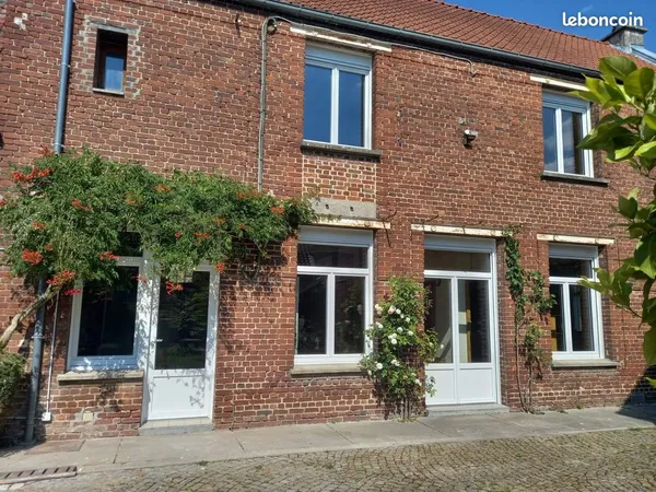 Charmante maison en colocation à louer à Maing