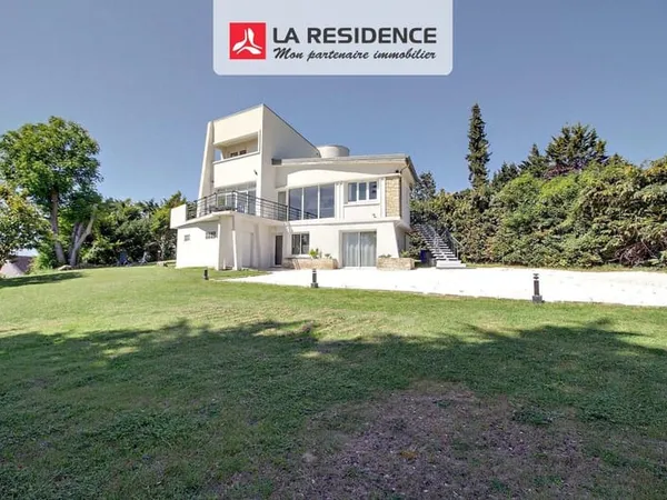 Maison de 7 pièces