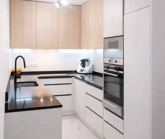 À vendre - Superbe T4 de 96 m² avec balcon plein sud et vue sur jardin - Paris 19e