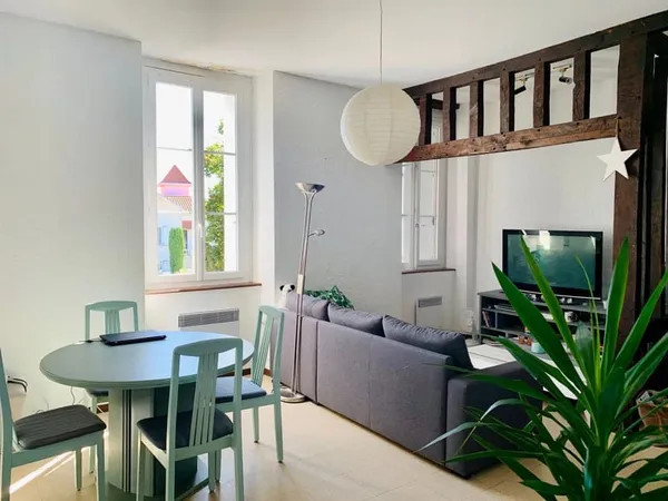 A louer - T3 meublé avec garage privé - Barcelonne du Gers 32