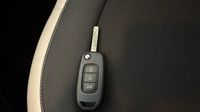 Renault Twingo 1.0 SCe 65ch Urban Night — photo 16