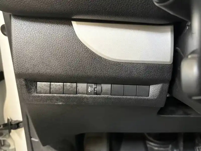 Opel Vivaro ca fixe l2 2.0 diesel 120 ch bva8 — photo 15