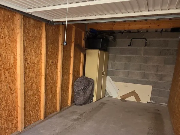 à vendre - garage d'environ 14 m²