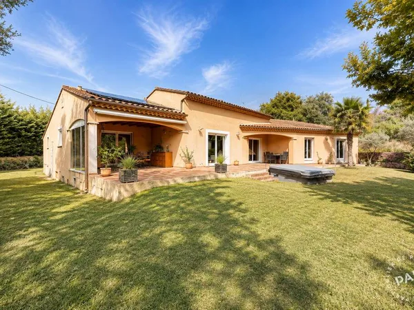 Maison 6 pièces 150 m²