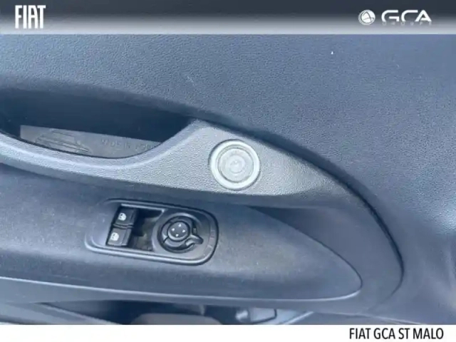 Fiat 500 e 118ch (red) my23 — photo 12