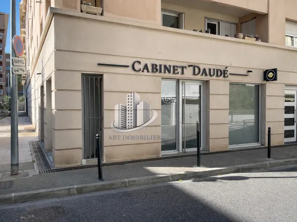 Local commercial 95m² Aix-en-Provence (centre)