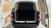 Peugeot Partner Standard 650kg BlueHDi 100ch S&S Asphalt — photo 9