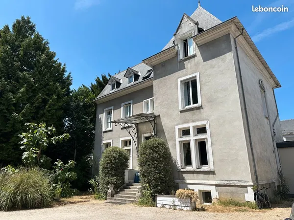 Bel appartement T1 BIS Quai de Versailles 30 m2 étag 1/2