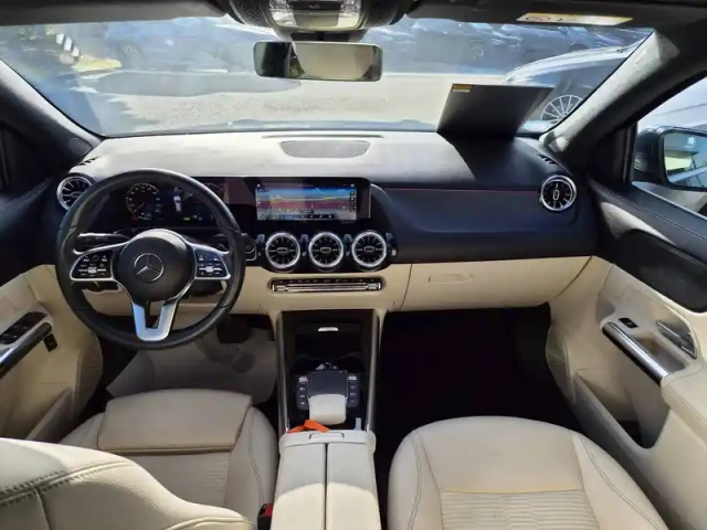 Mercedes Eqa 250 — photo 10