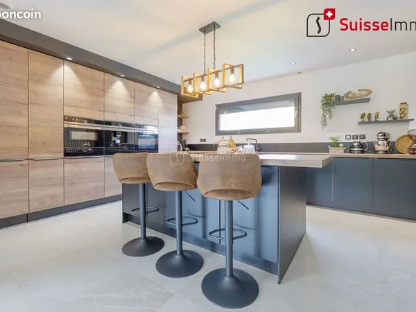 Maison 6 pièces 160 m²
