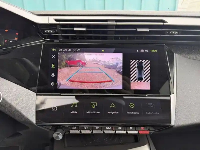 Peugeot 408 puretech 130 ch s&amp;s eat8 allure pack — photo 26