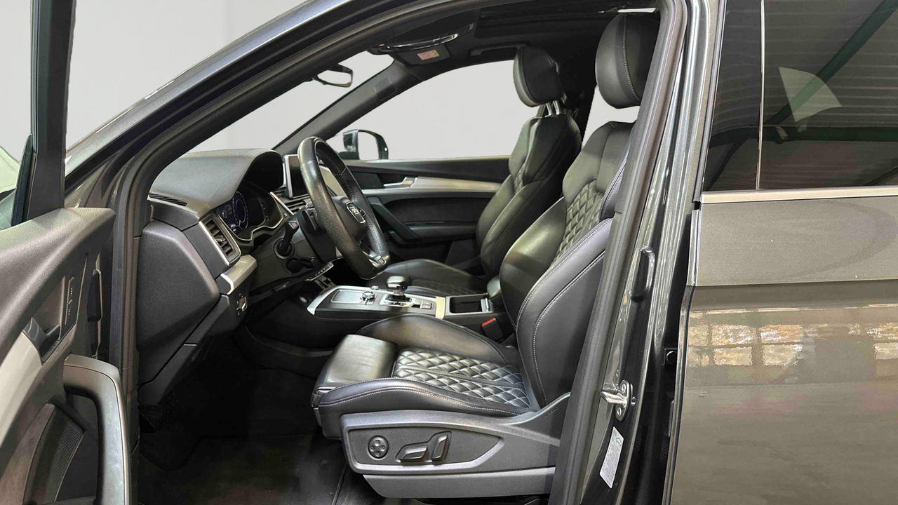 Audi Q5 55 TFSI e 367 S tronic 7 Quattro — photo 29
