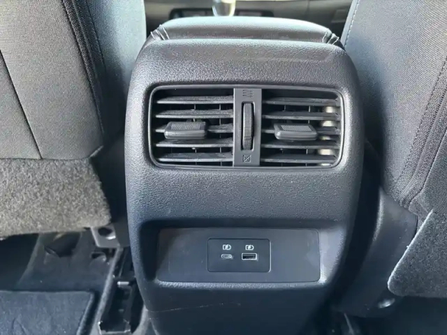 Nissan Qashqai mild hybrid 140 ch — photo 17