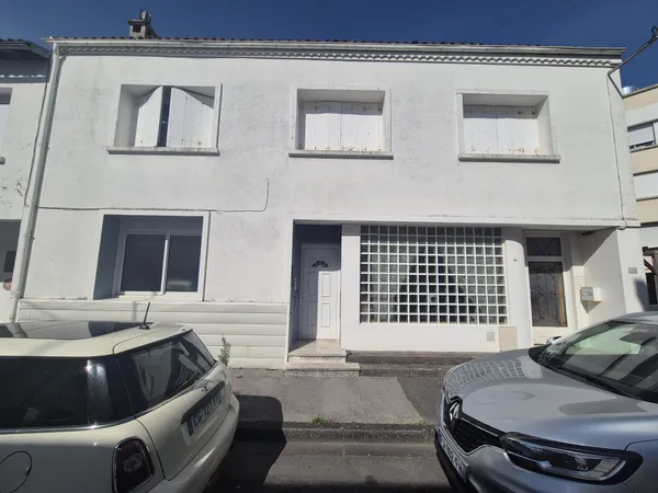 Bureau et espace de travail Vente Royan 5p 95m² 336000€