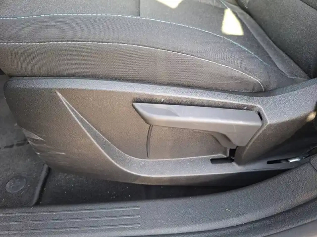 Renault Captur tce 90 ch — photo 1