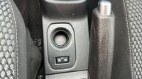 Dacia Duster Blue dCi 115 4x2 Prestige — photo 20
