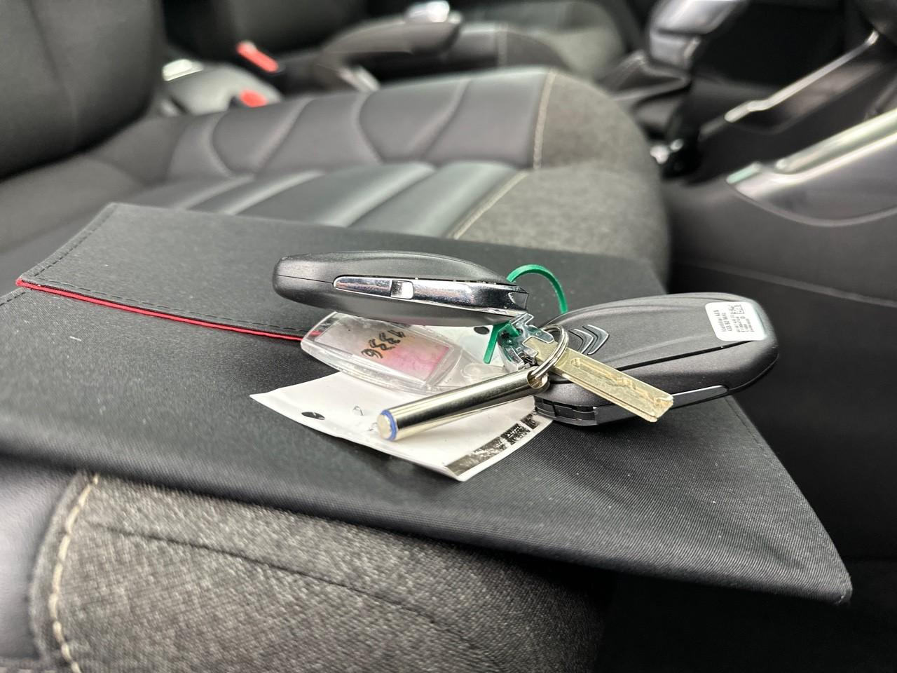 Citroën C3 Aircross puretech 130 s&s eat6 shine pack — photo 31
