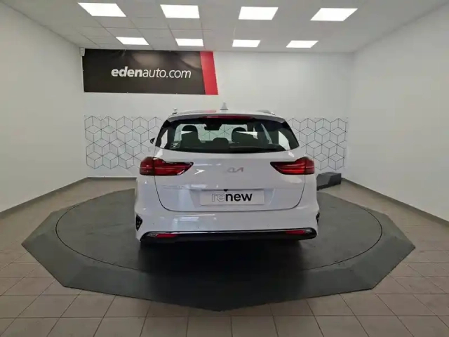 Kia Ceed sw 1.5 t-gdi 140 ch bvm6 — photo 4