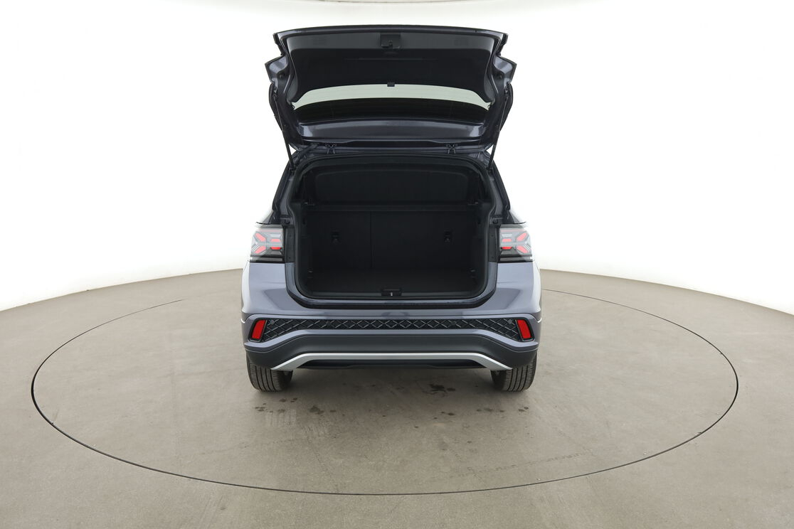 Volkswagen T-Cross 1.0 TSI R-Line DSG — photo 15