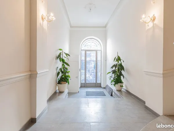 Hôtel particulier 6 pièces 300 m²