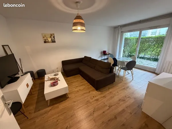 Appartement meublé 47 m² - Terrasse - Lille Quai des Chevillards