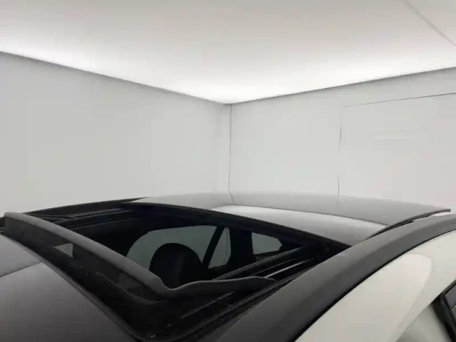 Mercedes Glc 300 e 9g-tronic 4matic — photo 32