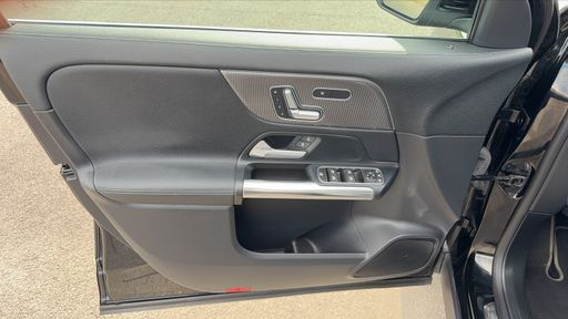 Mercedes Classe GLA 200 163 7G-DCT - Business Line – 2021 – 32000 km – Essence – Boîte Automatique — photo 34