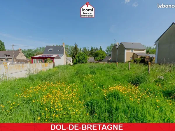 Terrain 550 m² Dol De Bretagne