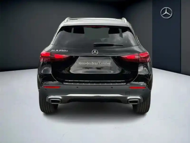 Mercedes Gla 250 e progressive line — photo 24