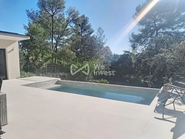 Villa 5 pièces 161 m²