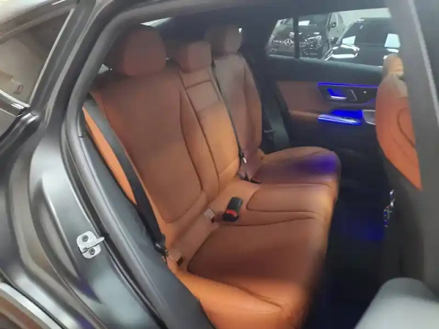 Mercedes Glc coupe 300 d e hybrid eq 9g-tronic 4matic — photo 5