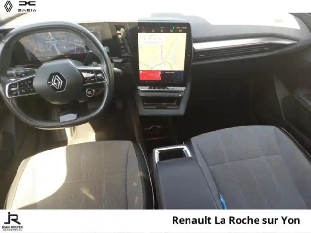 Renault Megane e-tech electric ev60 220ch techno optimum charge — photo 5