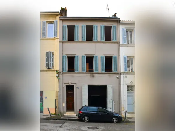 Maison 8 pièces 146 m²