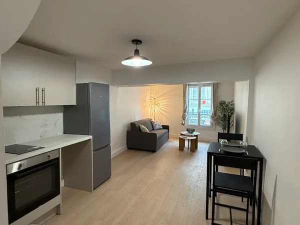Studio meublé rénové 28 m² + cellier 6 m² - Pontoise centre